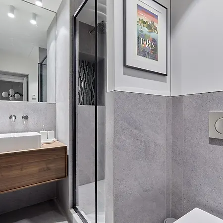 Residense Notre Dame De By Prestige * Paris
